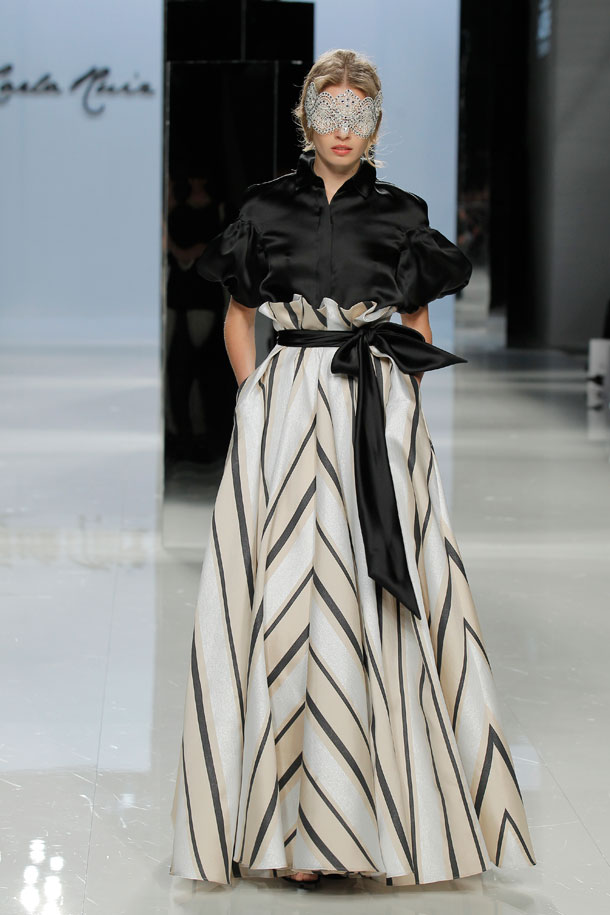 ilovebrides.pt Carla Ruiz 2018 Barcelona Bridal Fashion Week 2017